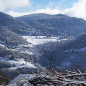 blick auf ritten ortsteil wangen winter