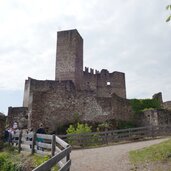 schloss burg hocheppan