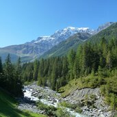 suldental mit suldenbach und ortler