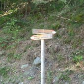 wegweiser wanderwege noerdlich ovn petschied luesen