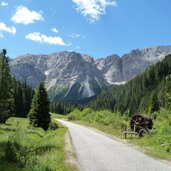 strasse luesen wuerzjoch bei kalkofenhuette