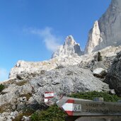 wegweiser am hirzelsteig