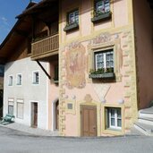 freienfeld maria trens bemaltes haus