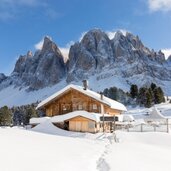 Villnoess Geisler Geisleralm Winter
