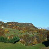 herbst blick nach eppan gaid