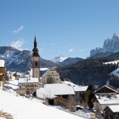 Villnoess St Peter Winter