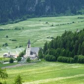 st johann st blasius und st martin bei taufers im muenstertal