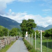 radweg bei prader sand bei spondinig