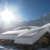 Huette Klamme Alm Ratschings Winter