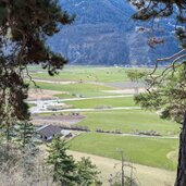 aussblick vom weg ueber mals bis nach schleis und laatsch