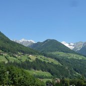 RS C rotberg und trippach oberhalb von luttach dahinter zillertaler alpen mit grosser loeffler