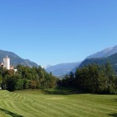 RS reischacher strasse blick richtung bruneck mit schloss