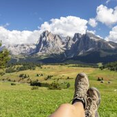 bergschuhe person langkofel plattkofel