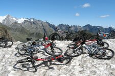 fahrrad fahrraeder bikes mountain bikes mountainbikes schnee mtb