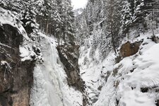 Sand in Taufers Umgebung Reiner Wasserfaelle Winter