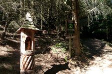 meraner hoehenweg von giggelberg nach nassereith naturpark texelgruppe