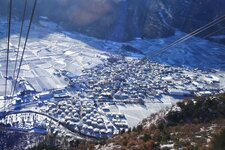 latsch winter von seilbahn st martin im kofel aus