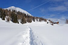 winter bei eggergrubalm oberhalb stuls dahinter hochwart fr