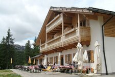 klausen villanderer alm gasser huette