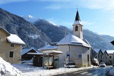 taufers im muenstertal nikolauskirche winter