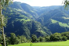 blick ueber sarntal richtung wangen am ritten