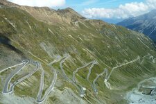 stilfserjoch strasse abfahrt suedtirol kehren