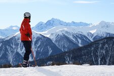 Skigebiet Watles Abfahrt Skifahrer