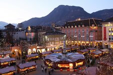 Christkindlmarkt Bozen Waltherplatz