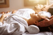 Wellness massage relax personen marketing