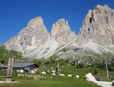 langkofelgruppe vom sellajoch aus fr