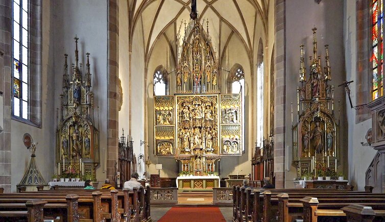 pfarrkirche maria himmelfahrt lana chor absis schnatterpeck altar