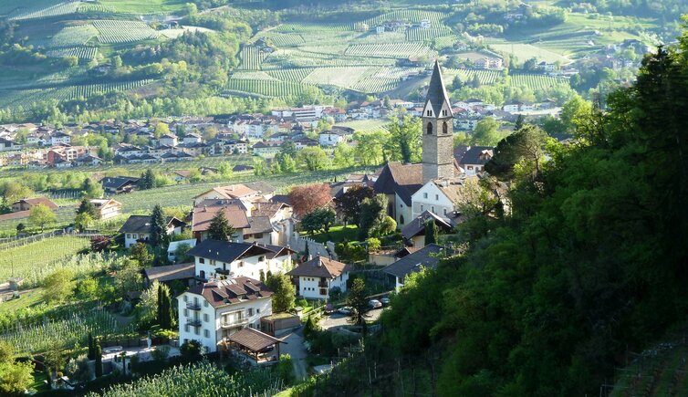 algund dorf fruehling april