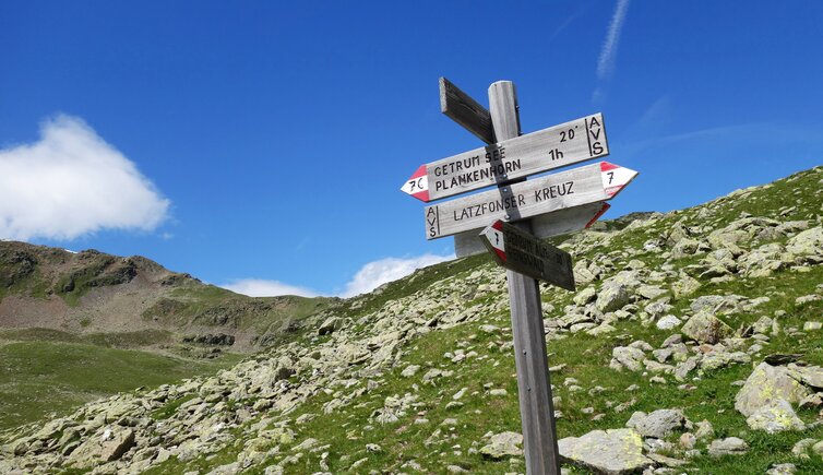 abstieg lueckl scharte richtung getrumalm weg nr abzweigung