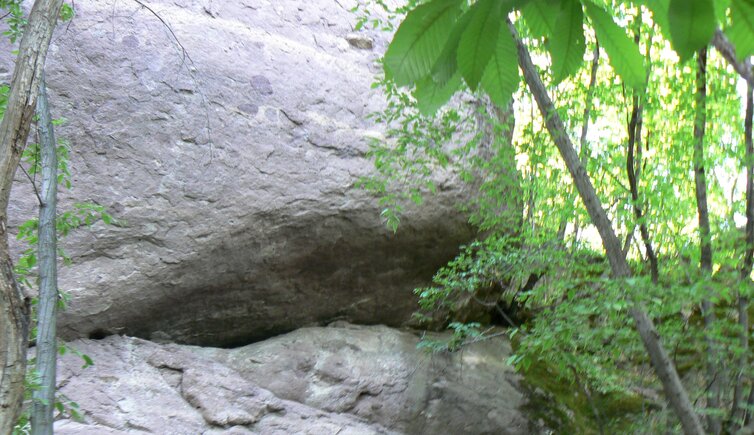 leuchtenburg rosszaehne kaltern kalterersee warmloecher warmluftquellen