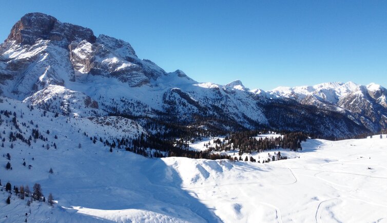 plaetzwiese hochalm pragser tal winter