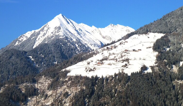 riffian ort gfeis winter dahinter mutspitze