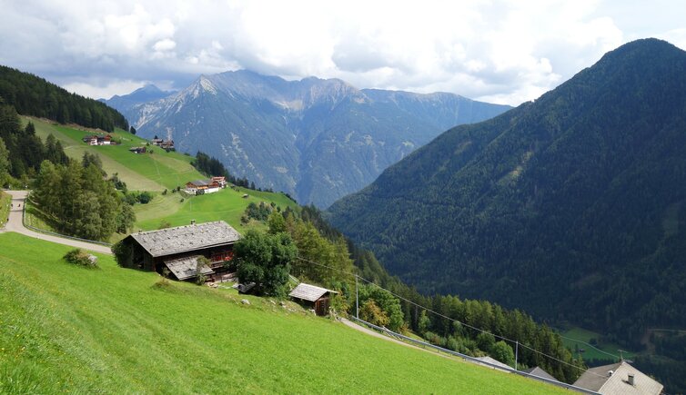 hoefe bei aussermuehlwald mitterberg und pieterstein blick richtung windschar fr