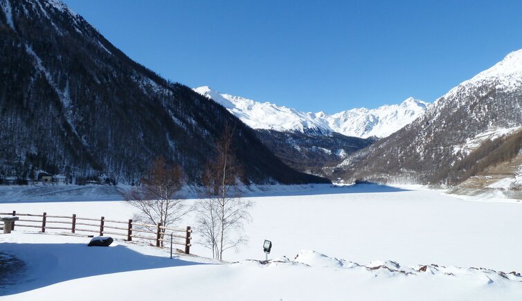 schnalstal vernagt am see winter