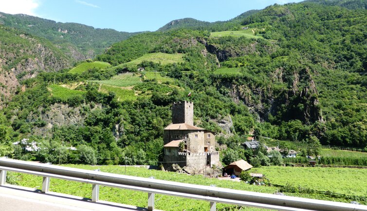 schloss ried bei bozen eingang sarntal