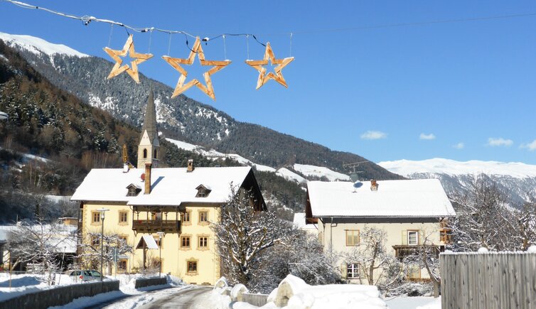 prad vinschgau ortsteil agums winter weihnachtsschmuck