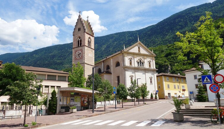 salurn pfarrkirche chiesa salorno