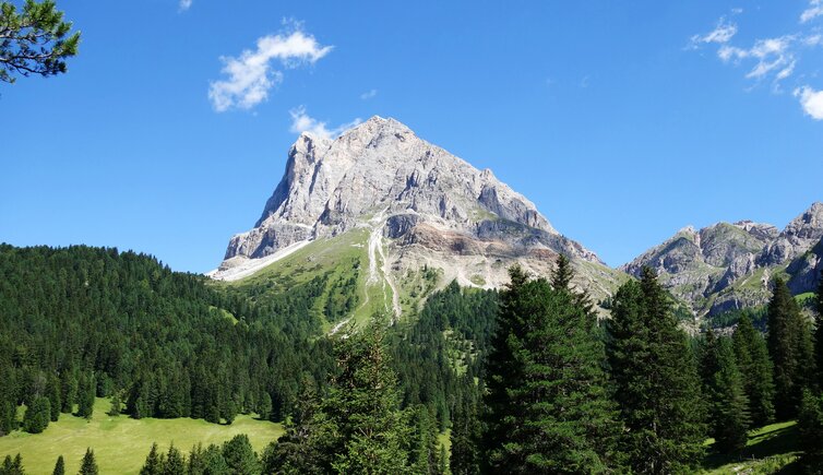 wuerzjochstrasse blick auf peitlerkofel