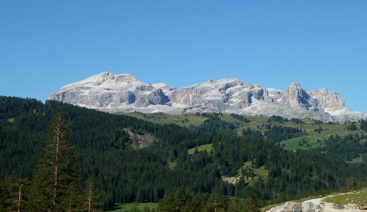 sellagruppe von sare bei st kassian aus gesehen