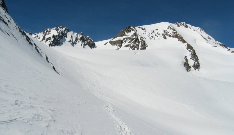 kurzras schnals weisskugel skitour winter