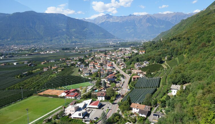 burgstall aus seilbahn