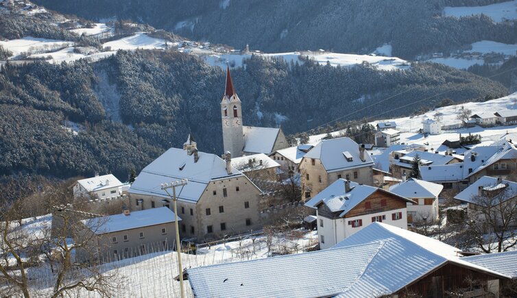 Feldthurns Dorf Winter