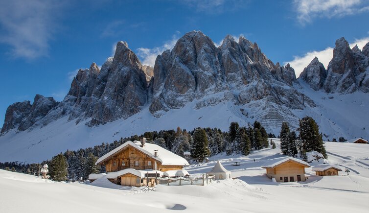 Villnoess Geisler Geisleralm Winter