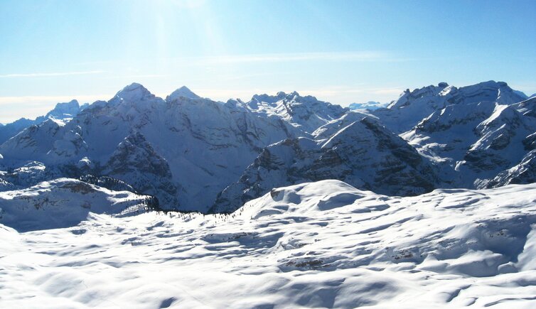 Naturpark Fanes Sennes Prags Sennesalpe winterlandschaft