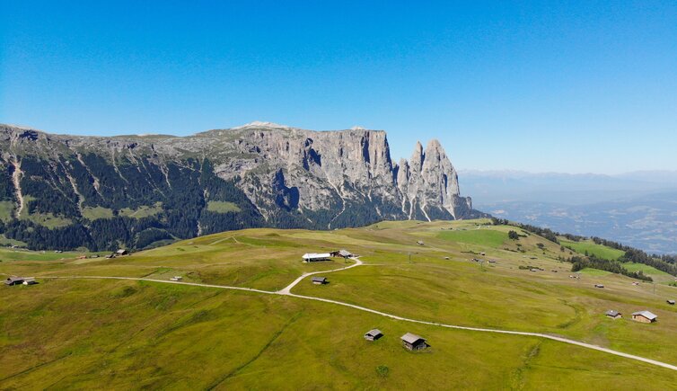 Suedtirol Urlaub dji seiser alm schlern